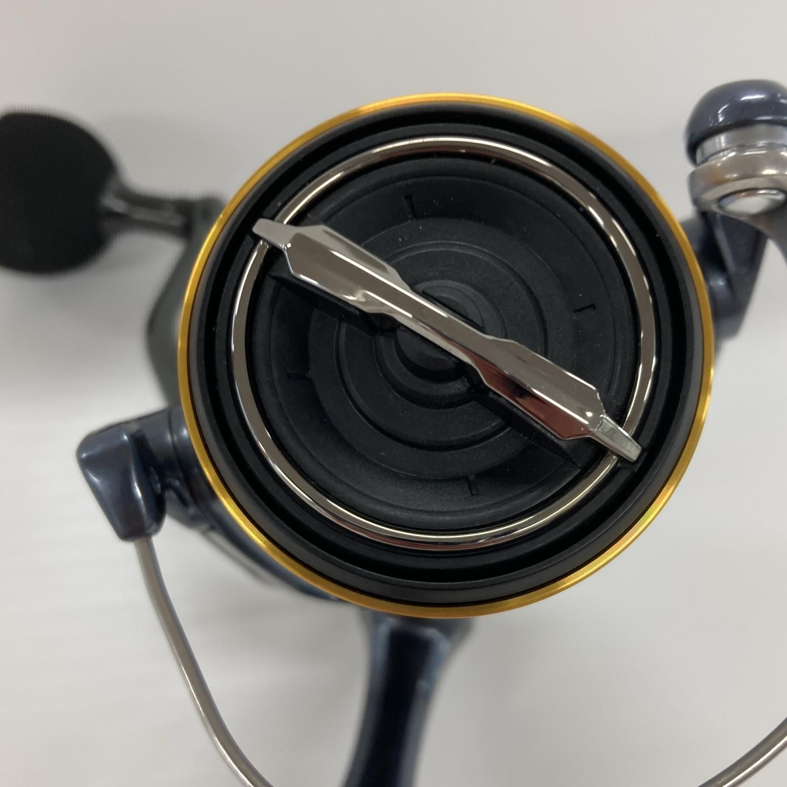 SHIMANO シマノ スピニングリール 21アルテグラ 2500 04330 本体