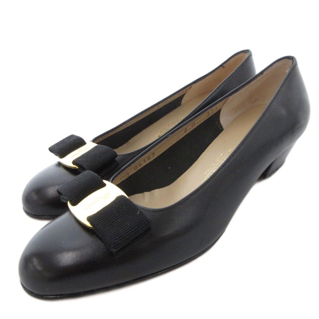 サルヴァトーレフェラガモ Salvatore Ferragamo パンプス ヴァラ