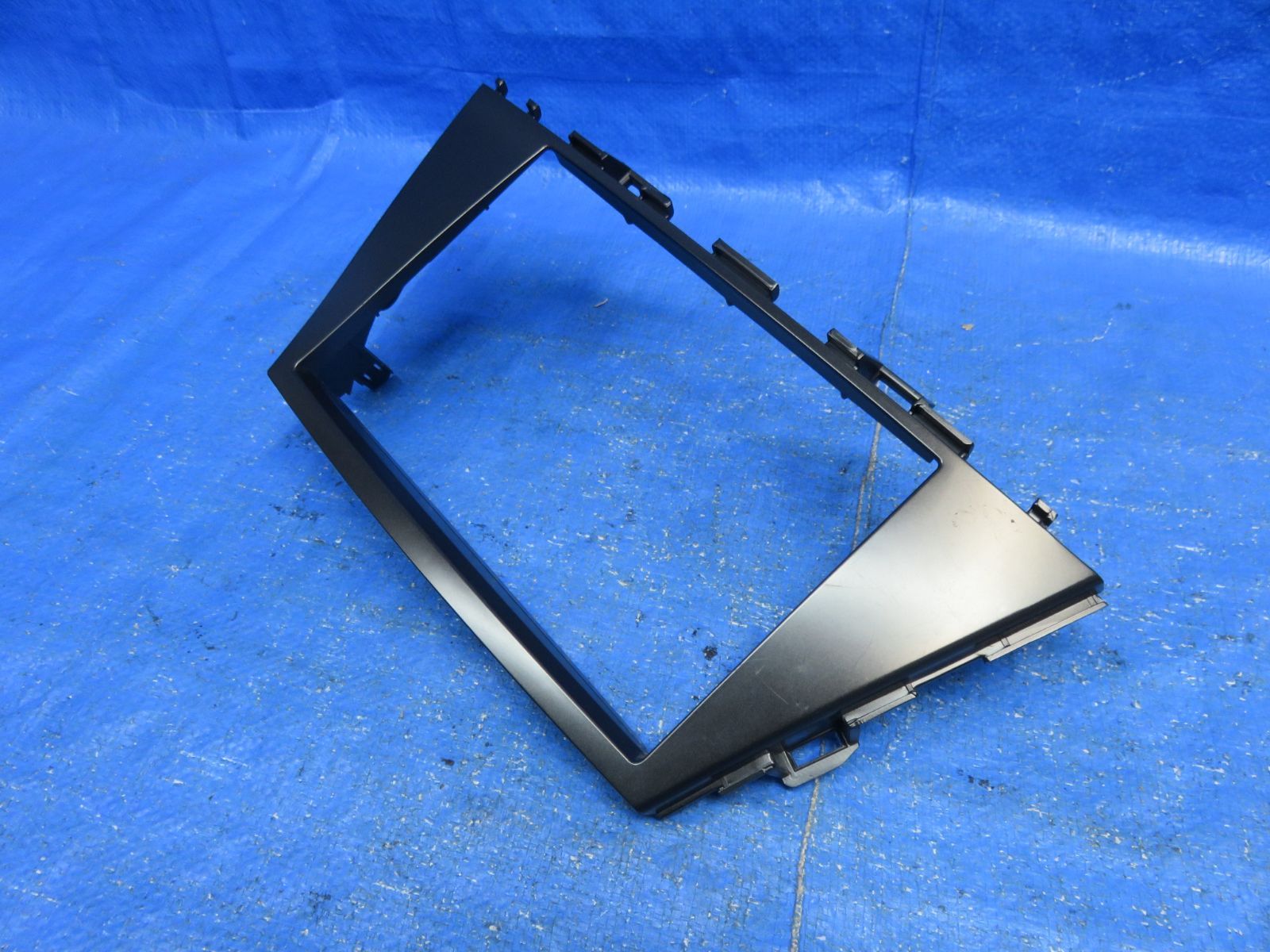 プリウスα ZVW41W 8インチナビ用 オーディオパネル LA6050*トヨタ 40系プリウスα 8インチ/ナビ・オーディオパネル