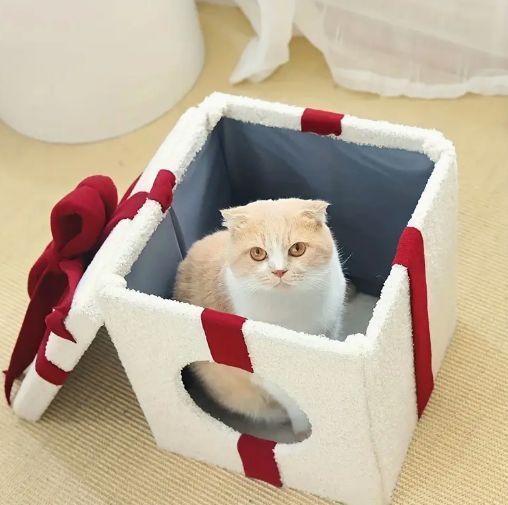 暖かくてクラシックなスタイルの簡単組み立て式 非電動ペットベッドのコージーホワイトクリスマスギフトボックス猫ハウス