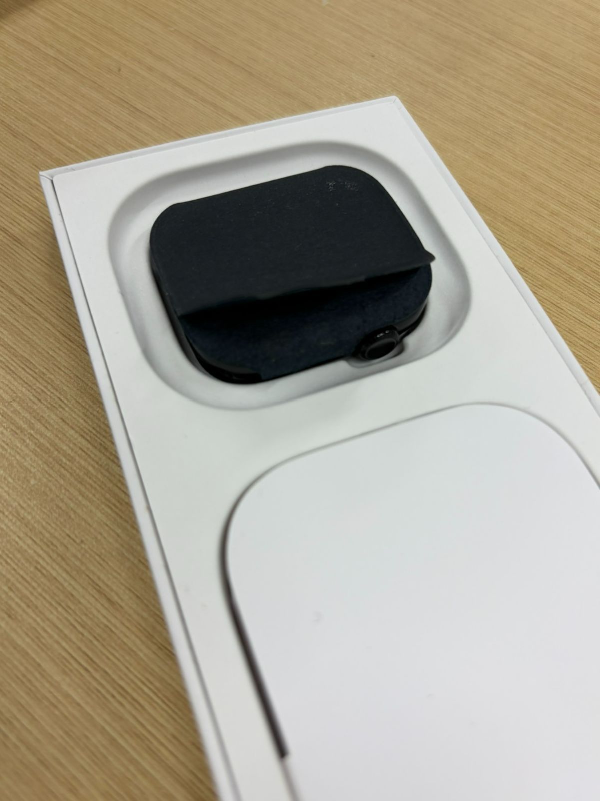 品 Apple Watch Series 10 GPSモデル 42mm MWWF3J A ジェットブラックアルミニウムケース ブラックスポーツバンド M L 4549995501056 CHRISTIANNAURATH_COM_BR