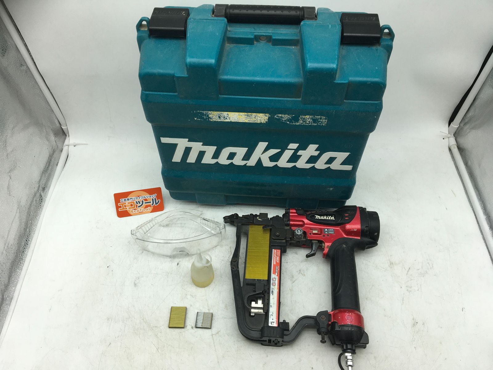 【領収書発行可】Makita/マキタ 高圧エアフロアタッカ AT450HA [IT5EAMP59DNI][エコツール知立店]