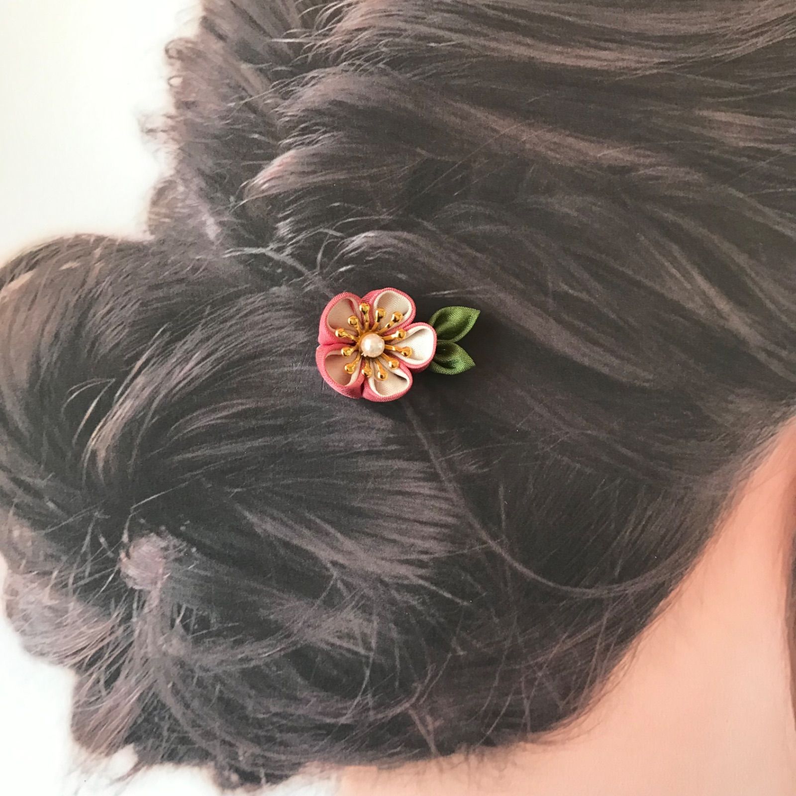 つまみ細工】桜のヘアクリップ🌸 - YouTube つまみ細工の髪飾り 小梅の
