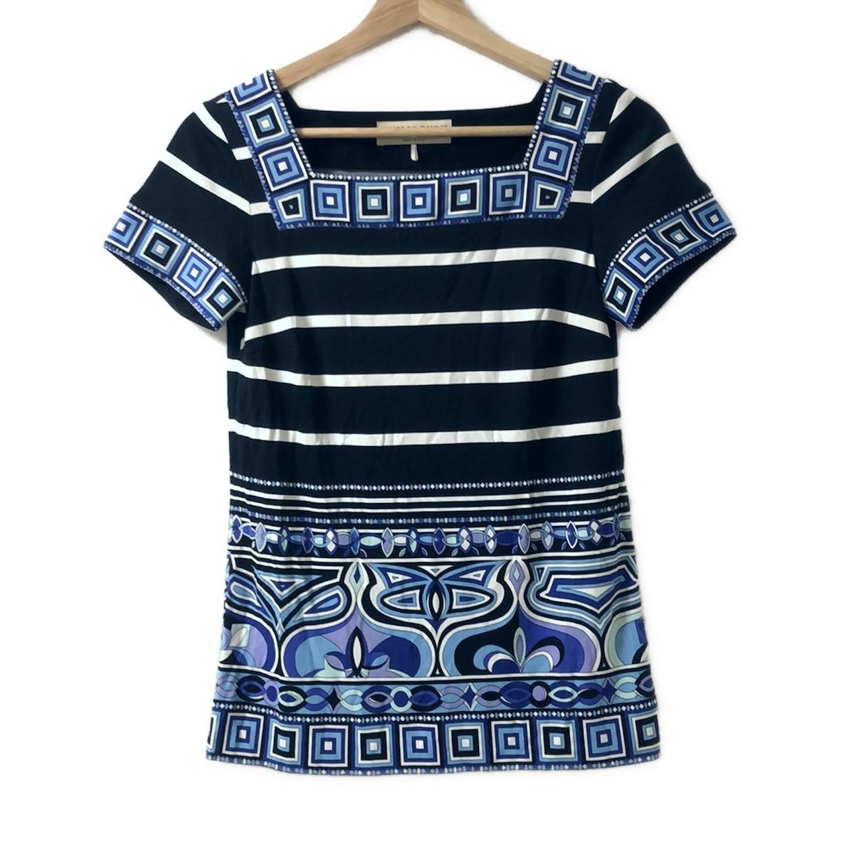 エミリオプッチEMILIO PUCCI フロントプッチ柄切替VネックT