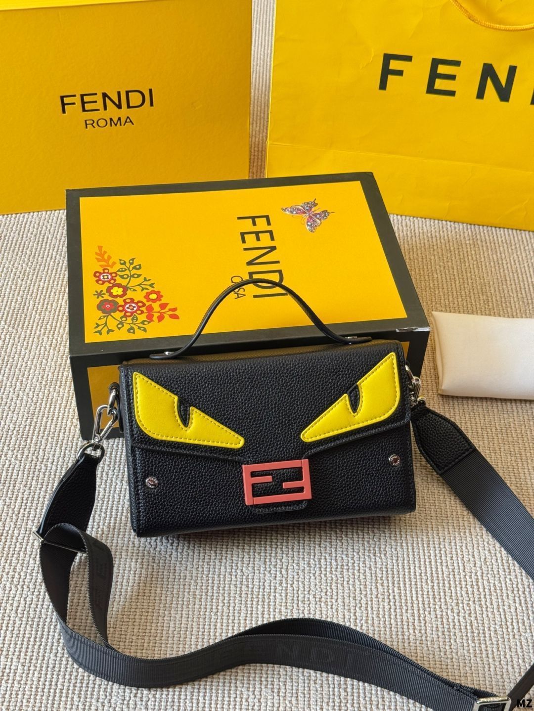 フェンディ　モンスターバッグ FENDI 【フェンディ】 モンスター バックパック | 大阪の質屋