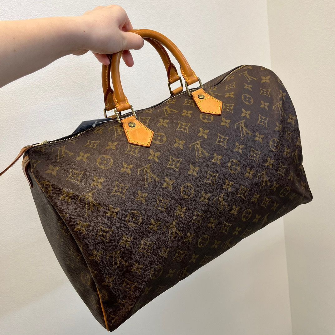 LOUIS VUITTON ルイヴィトン サテライト53 ブラック（LOUIS