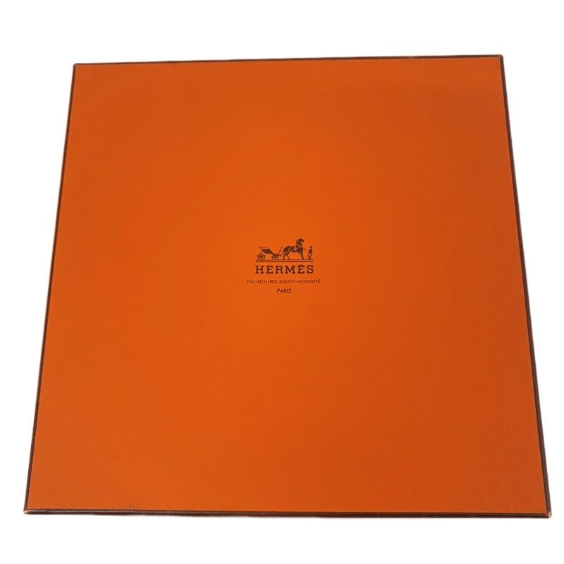 HERMES エルメス カレ90 COUVEE D HERMES スカーフ Hermes エルメス 90カレ スカーフ Couvee d`Hermes - メルカリ