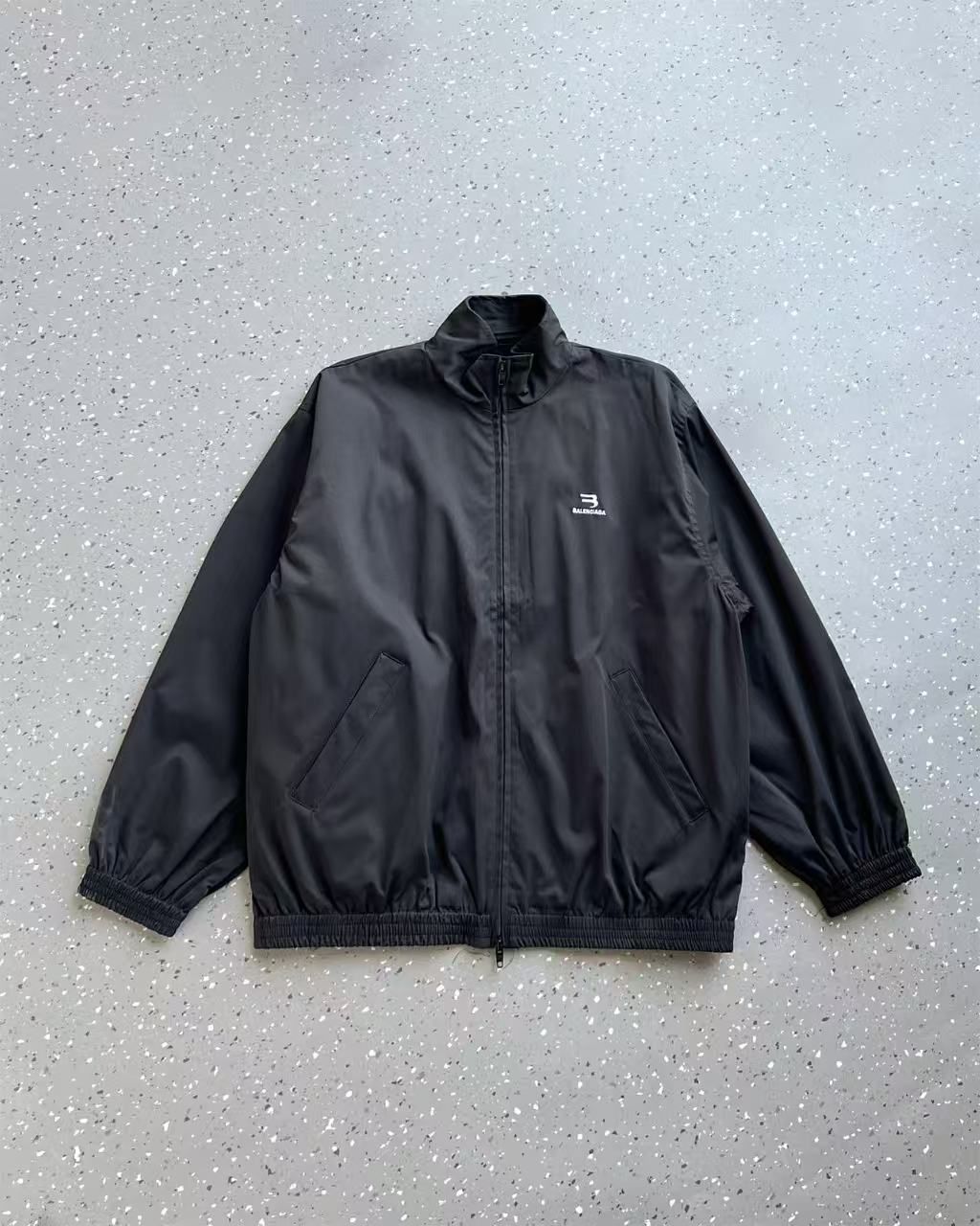 BALENCIAGA ナイロンジャケット BALENCIAGA - バレンシアガ ナイロンジャケットの通販 by TK