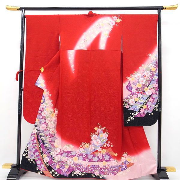 振袖 袷 着物 赤 銀通し 金駒刺繍 桜 松 紗綾形 成人式 結婚式 フォーマル 中古 仕立て上がり 身丈162.5 裄68 Ｍサイズ みやがわ sb3196 中古】 振袖 袷 着物 赤 銀通し 金駒刺繍 桜 松 紗綾形 地紋 正絹 絹