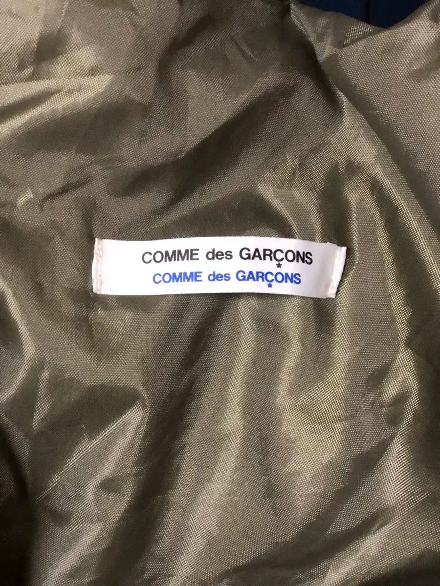 COMME