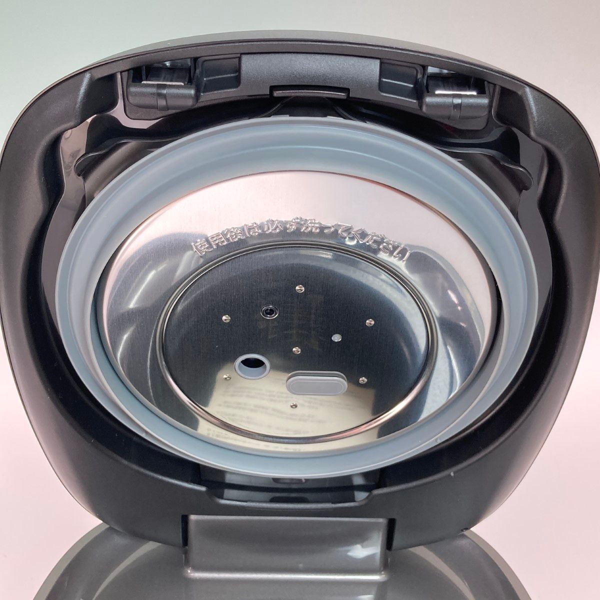 【人気急上昇】 Tiger タイガ 土鍋ご泡火炊き 土鍋圧力IHジャー炊飯器 5.5合 JPL-T100-KG バランスの取れた