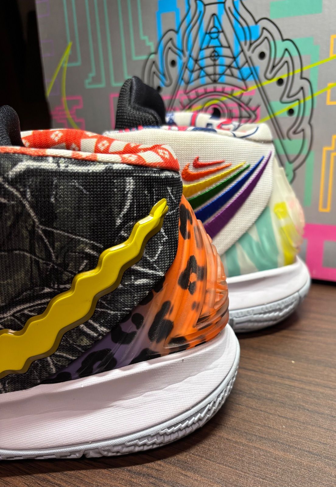 ナイキ カイブリッドS2 パイナップル　中古品　size26.5㎝ ナイキ カイブリッドS2 パイナップル 中古品 size26.5㎝ - メルカリ