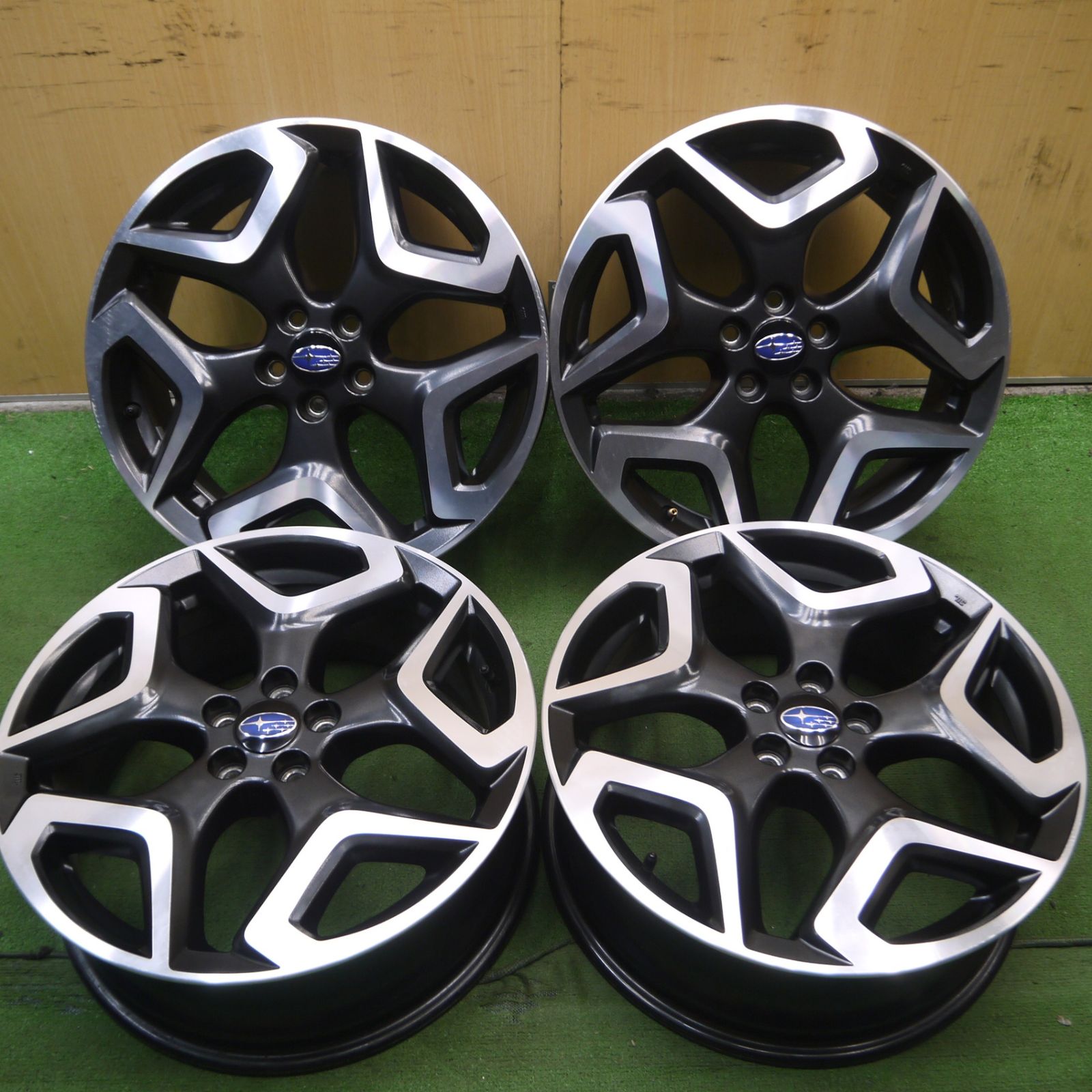 送料無料* 4本価格☆スバル GT系 XV 純正 ホイール 18インチ 18×7J 