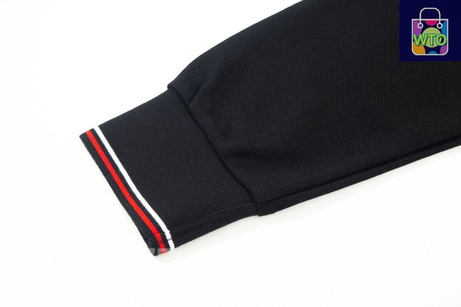 フ*ン様 【コード認証確認済み】MONCLER❁⃘トリコロールネイビー ポロシャ ブルー（青）系 MONCLER(モンクレール) ポロシャツ(メンズ