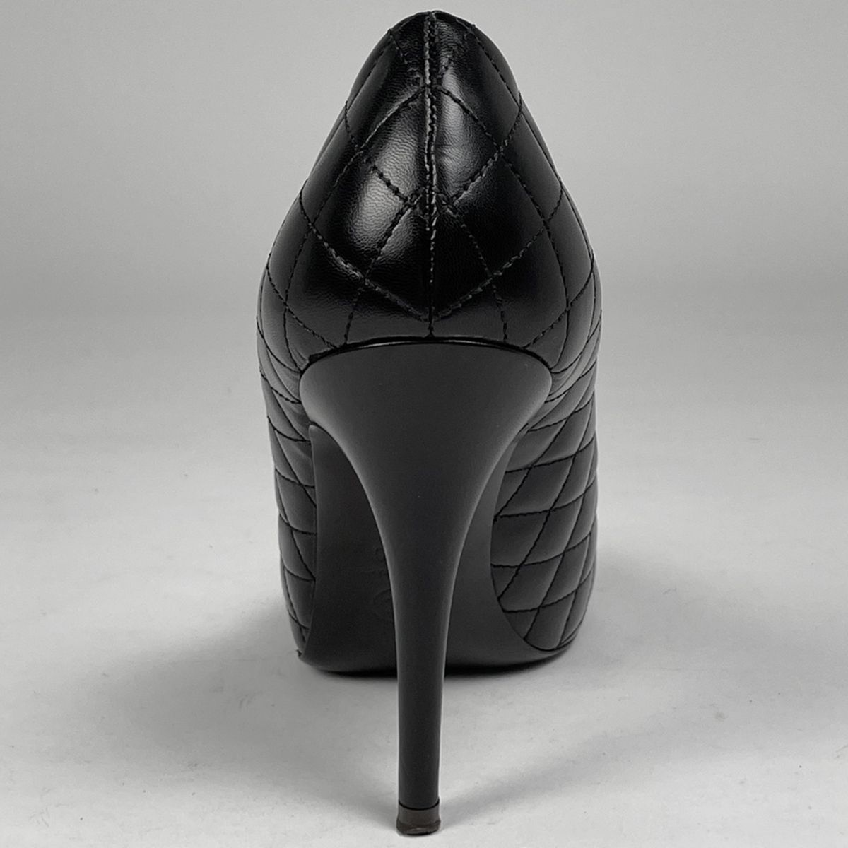 CHANEL シャネル　マトラッセ　レザーパンプス　ココマーク　ブラック シャネル CHANEL ココマーク パンプス ピンヒール マトラッセ 靴