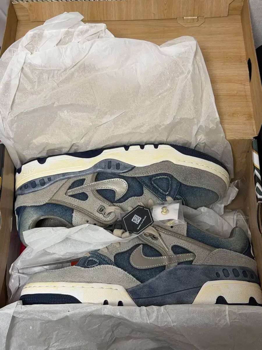 ナイキ リーバイス コラボ エアフォース3 275