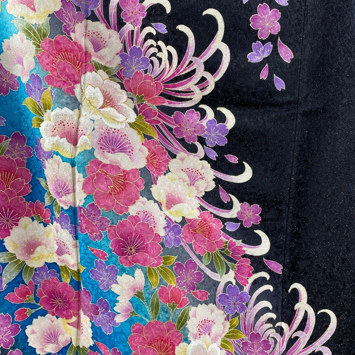 限定価格 振袖 名品 桜 乱菊 銀通し 刺繍 黒 袷 身丈167cm 裄丈69.5cm