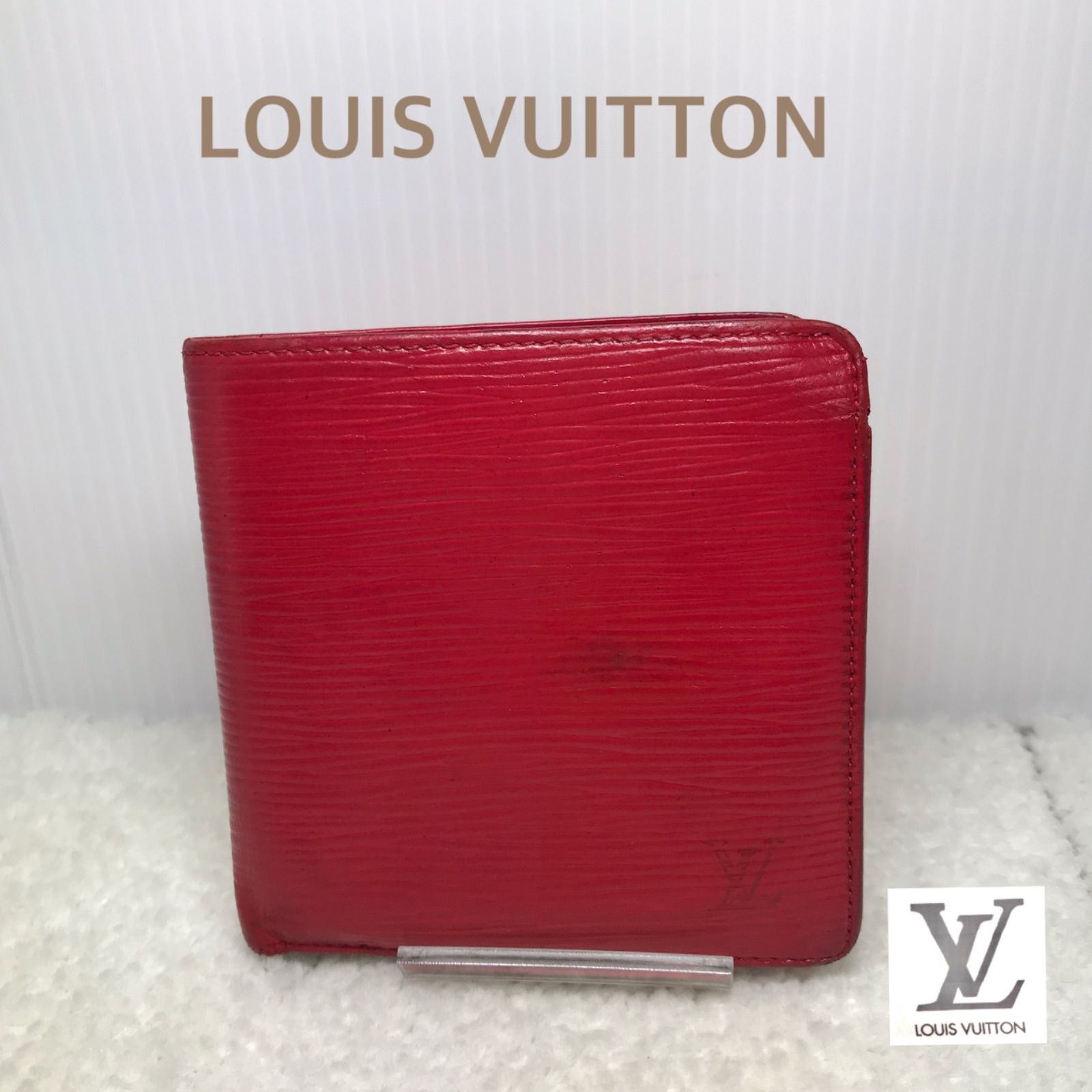 LOUIS VUITTON ルイヴィトン 三つ折財布 エピ レッド 赤 中古】 ルイ・ヴィトン LOUIS VUITTON 三つ折り財布 エピ