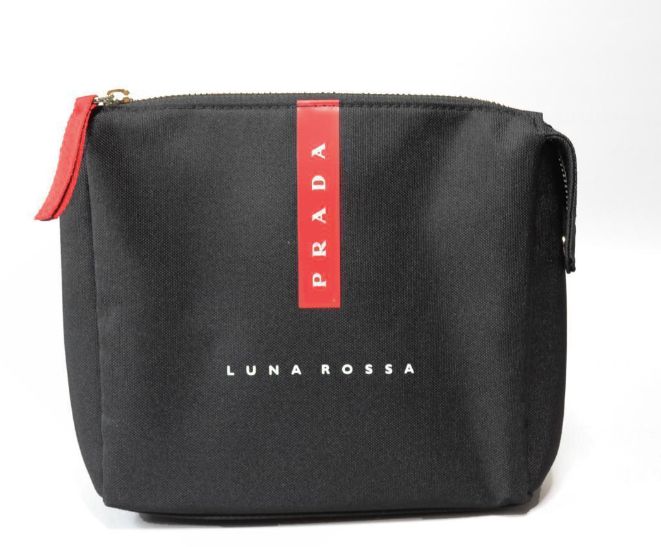 新品未使用 正規品 プラダ ポーチ prdp11 新品未使用本物箱付き プラダ PRADA ノベルティトラベルポーチ.