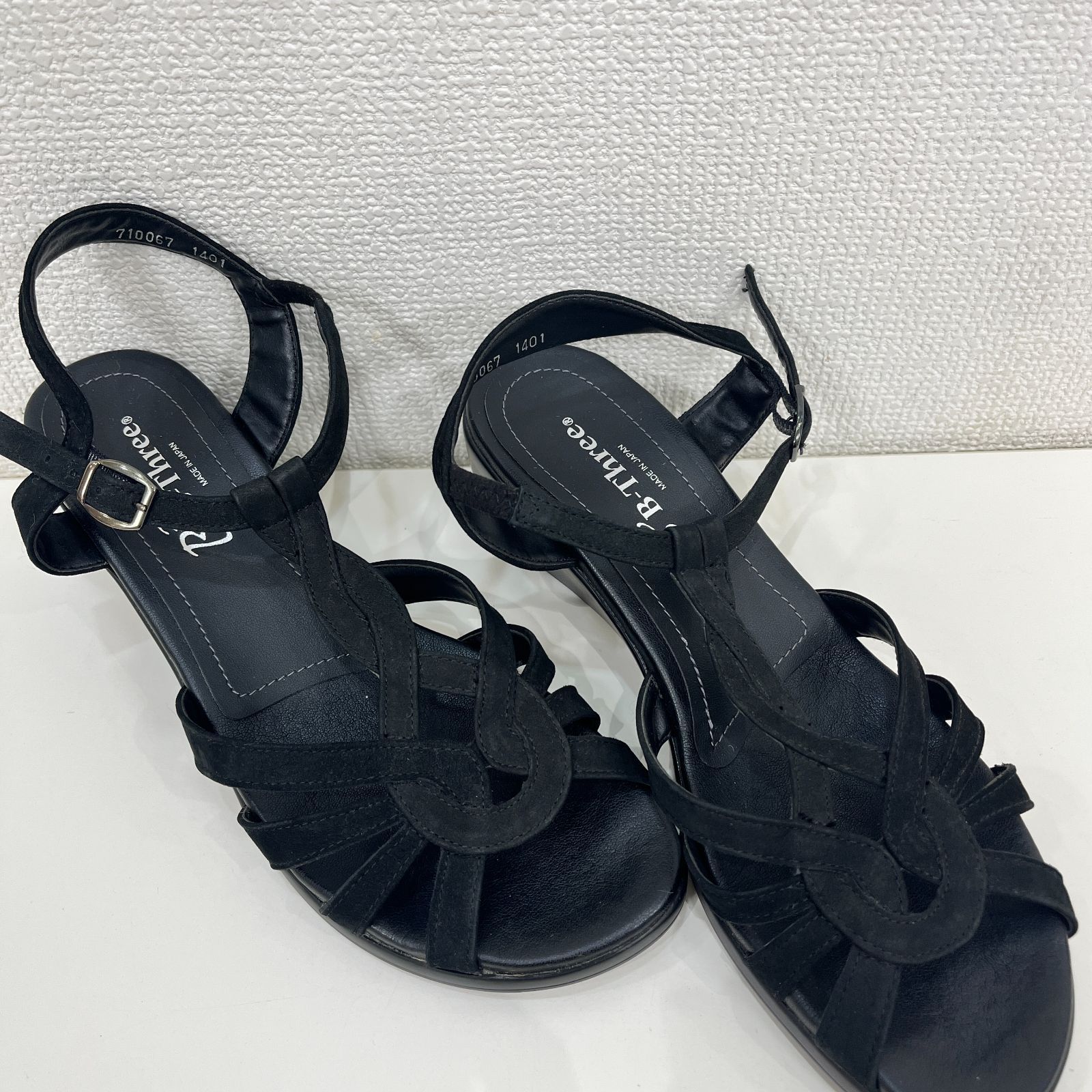 A最終値下げ【未使用】B-Three ビースリー サンダル 靴 美品 ブラック