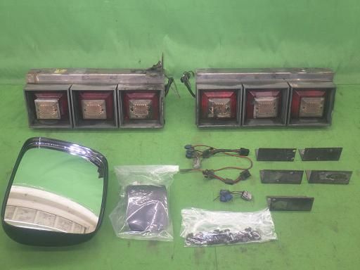 【中古】デコトラ  3連テール ミラー セット