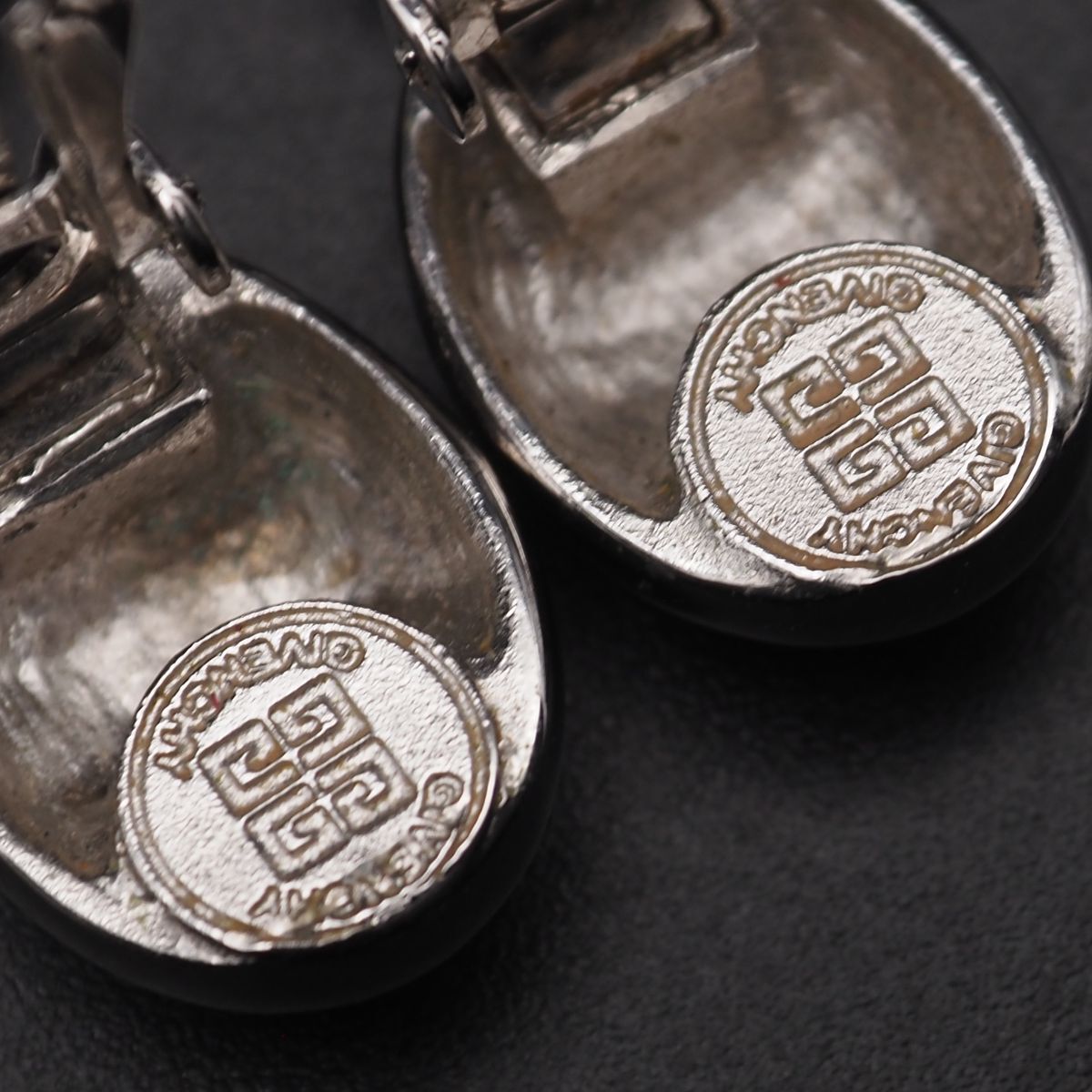 イヤリング スイングチャーム