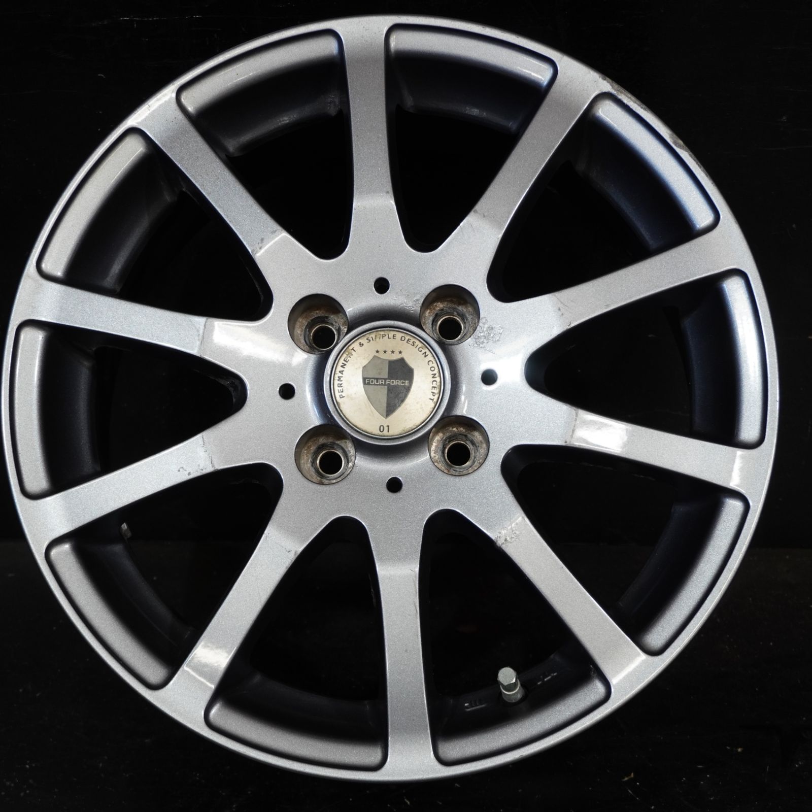 インターミラノ FOUR