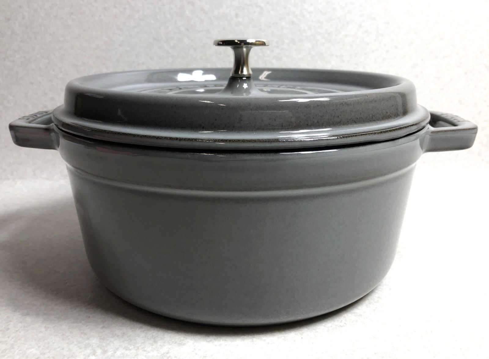 鳳凰図の沈香壺 古伊万里 有田焼 沈香壺、藍柿右衛門、染め付け、牡丹