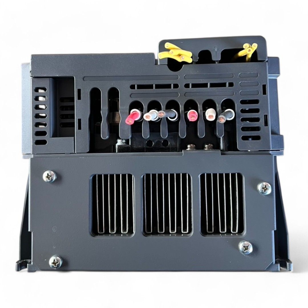 FR-D720-3.7K 三相200Vインバーター 三菱電機 no.2