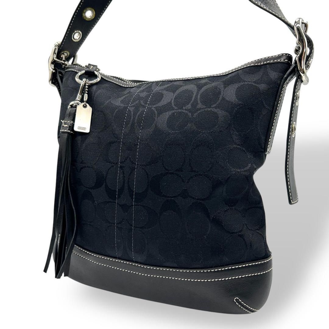 美品 822 コーチ ショルダーバッグ シグネチャー キャンバス レザー 黒  