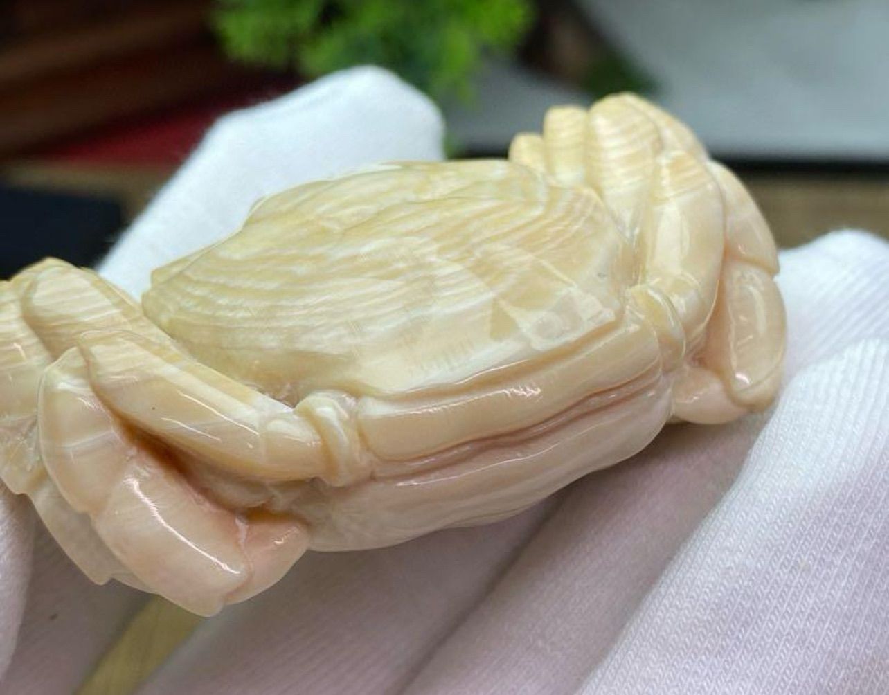 天然マンモス牙美しい手作り彫刻 カニ手遊び 握り物 置物｜天然