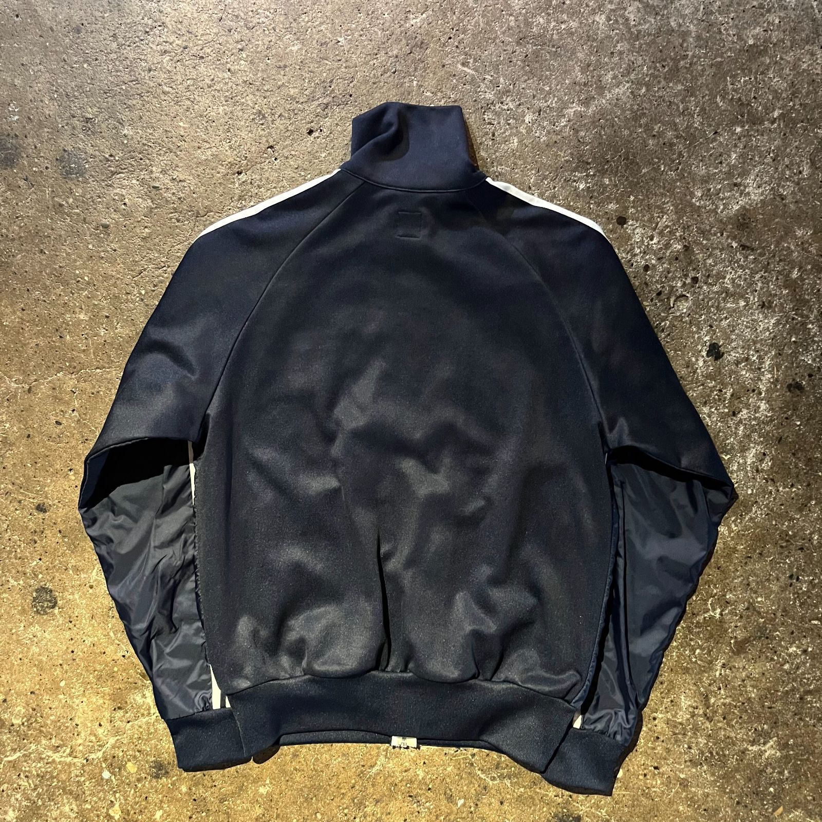 希少 adidas トラックジャケット 黒 ナイロン 切り替え adiadas 00s トラックジャケット ナイロン切替 アディダス 2002