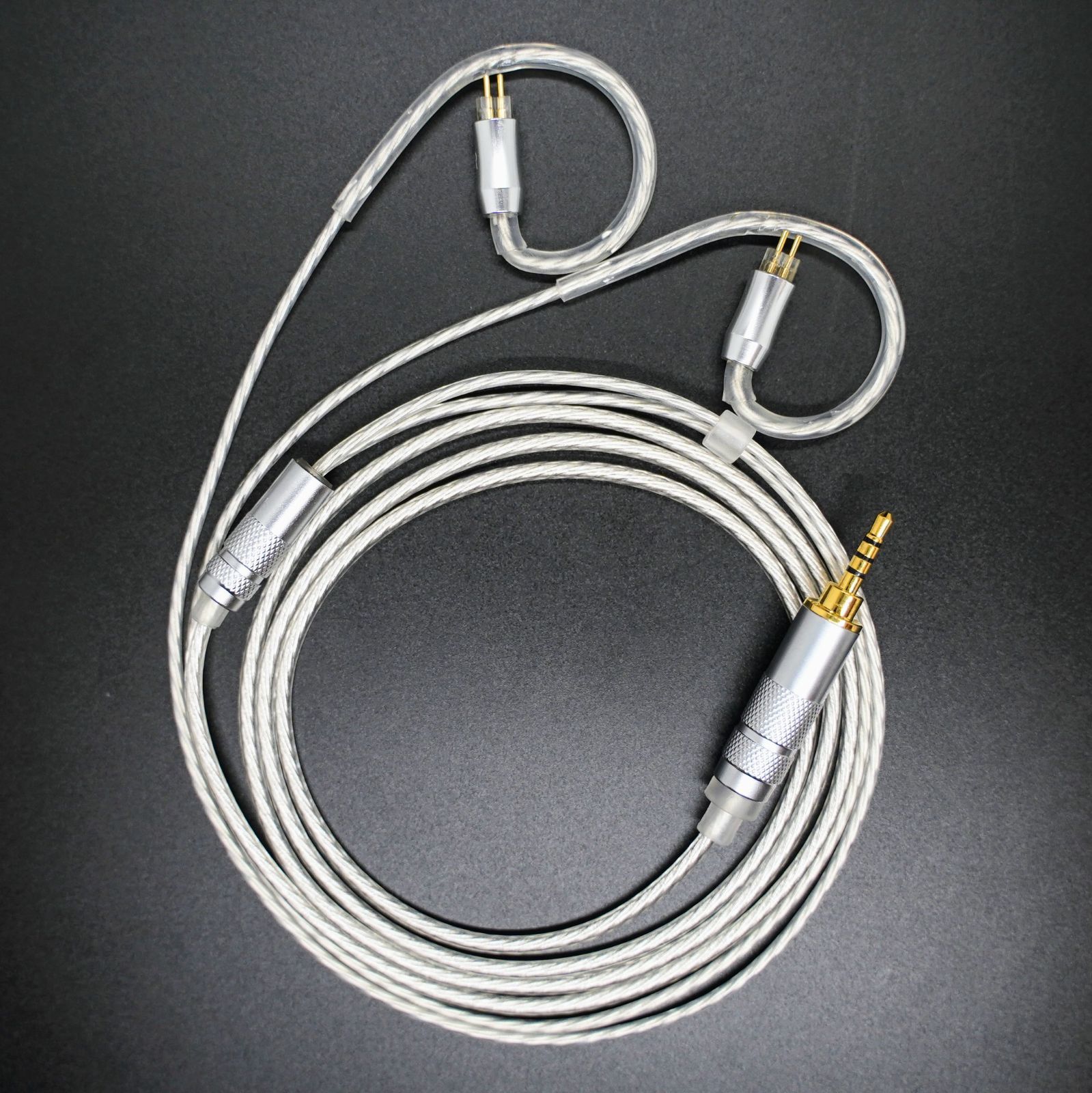 ついに7N 超冷凍製単結晶銅銀メッキ！最高スペックリケーブル2.5mm/2pin ついに7N 超冷凍製単結晶銅銀メッキ！最高スペックリケーブル2.5mm