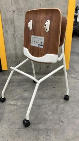 オカムラ okamura 製 ライブスネスティングチェア81S9FZ FXW6 KC MARWIL-DEMENAGEMENTS_CH