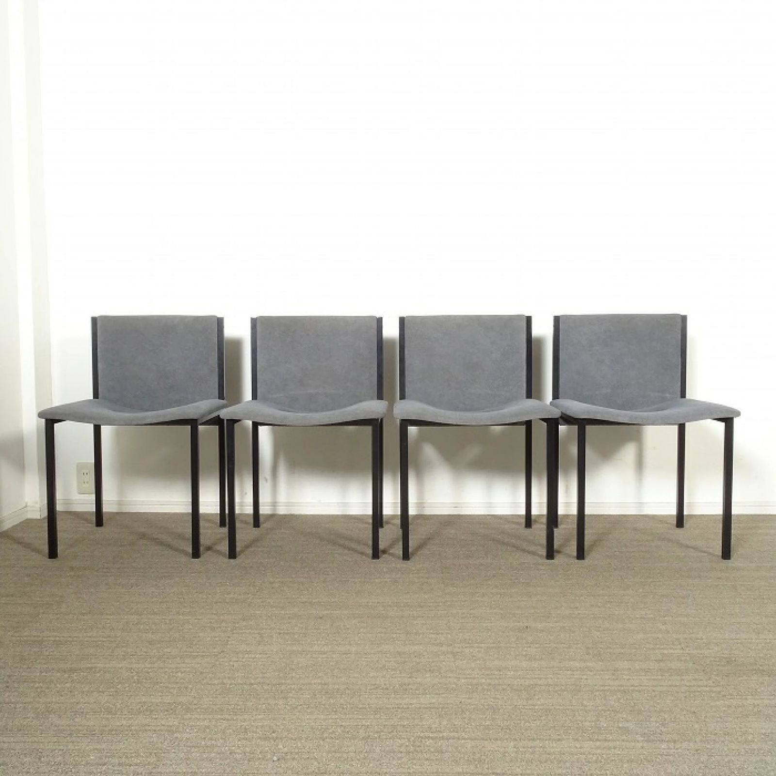 ◾︎SELUNO◾︎ 展示 Cassina ixc. カッシーナイクスシー LIMA リマ アームレスチェア 4脚セット ファブリック 50万 v733