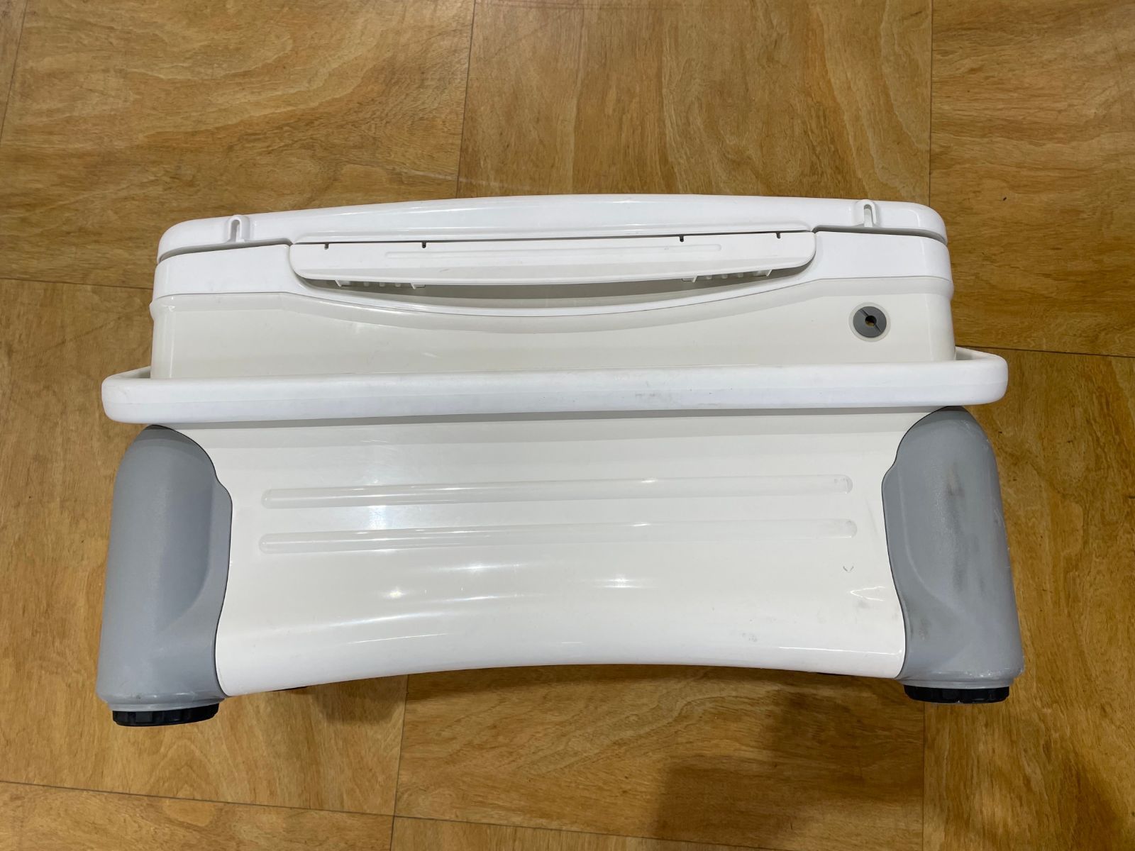 美品】シマノ クーラーボックス チヌ/メバル180 UC-518B 【公式