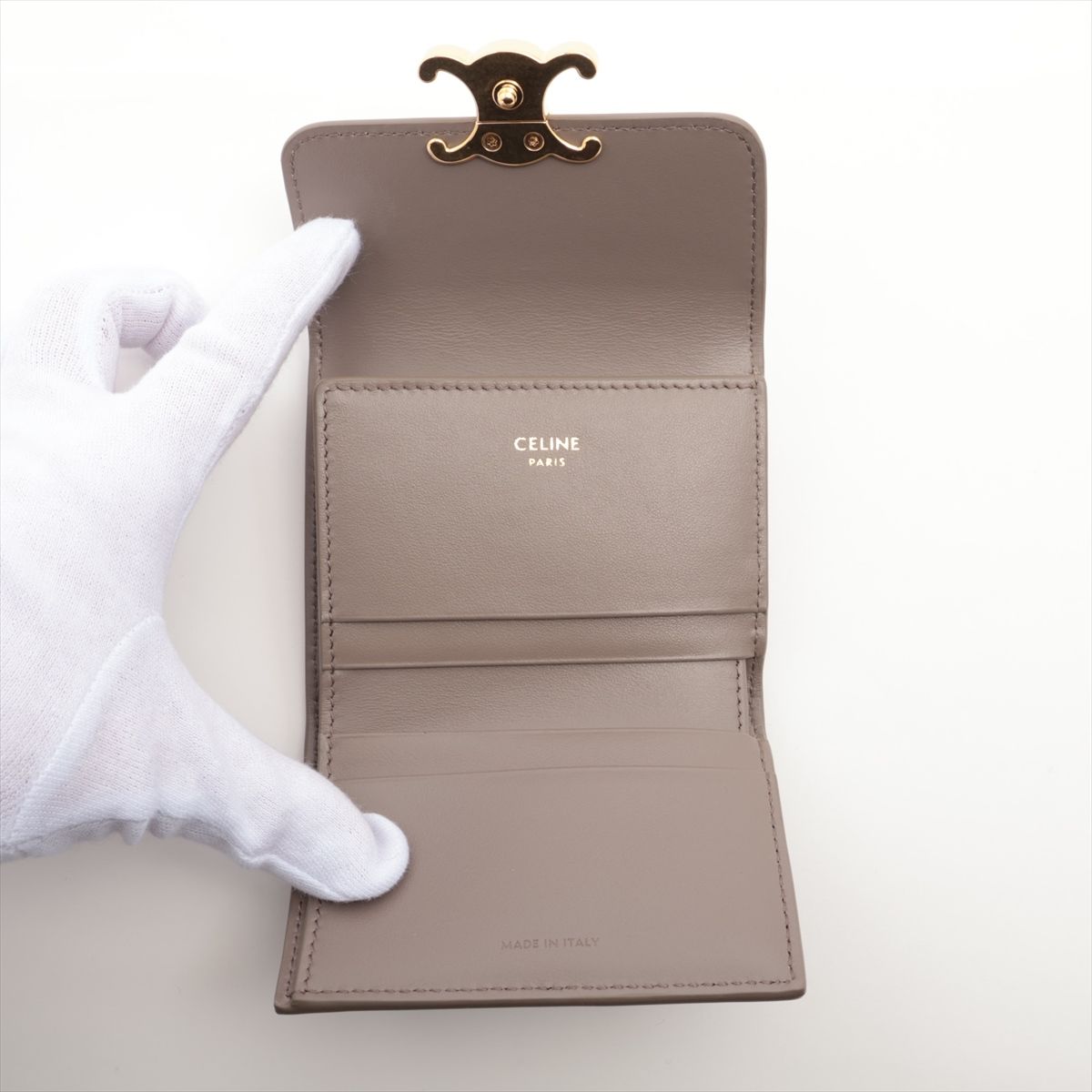 【未使用】セリーヌ　トリンオフ　コイン入れコンパクトウォレット　三つ折り財布 楽天市場】【未使用品】 セリーヌ CELINE コイン入れ付き