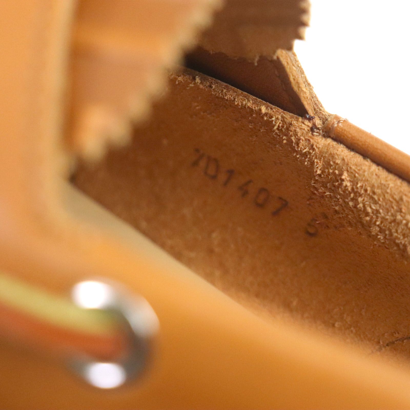 FENDI フェンディ