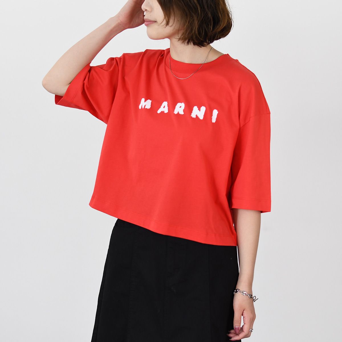 MARNI マルニ Tシャツ カットソー スクリブルロゴ ボクシー Tシャツ THJE0333P5 USCX42 レディース レッド コットン ロゴ 半袖 春 夏 クロップド丈