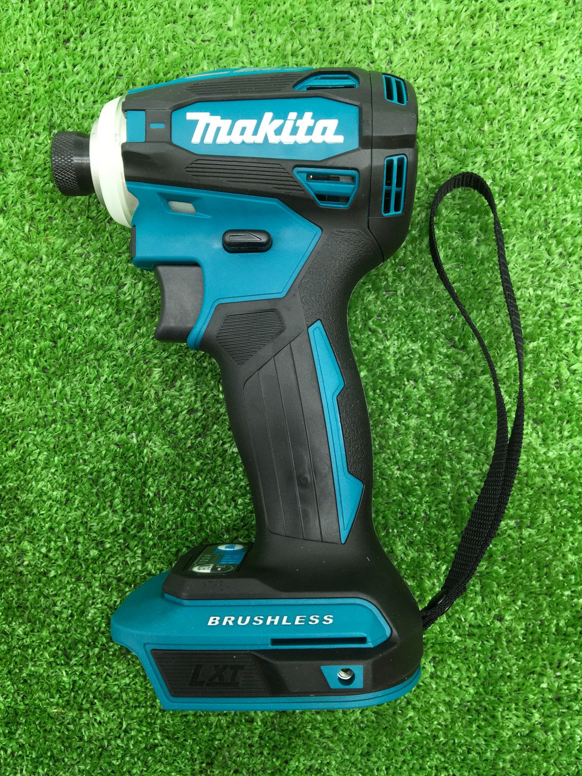 領収書発行可】☆Makita/マキタ 14.4v充電式インパクトドライバ 本体のみ TD162DZ [ITQ4U6WSNKGQ][エコツール知立店]  - メルカリ