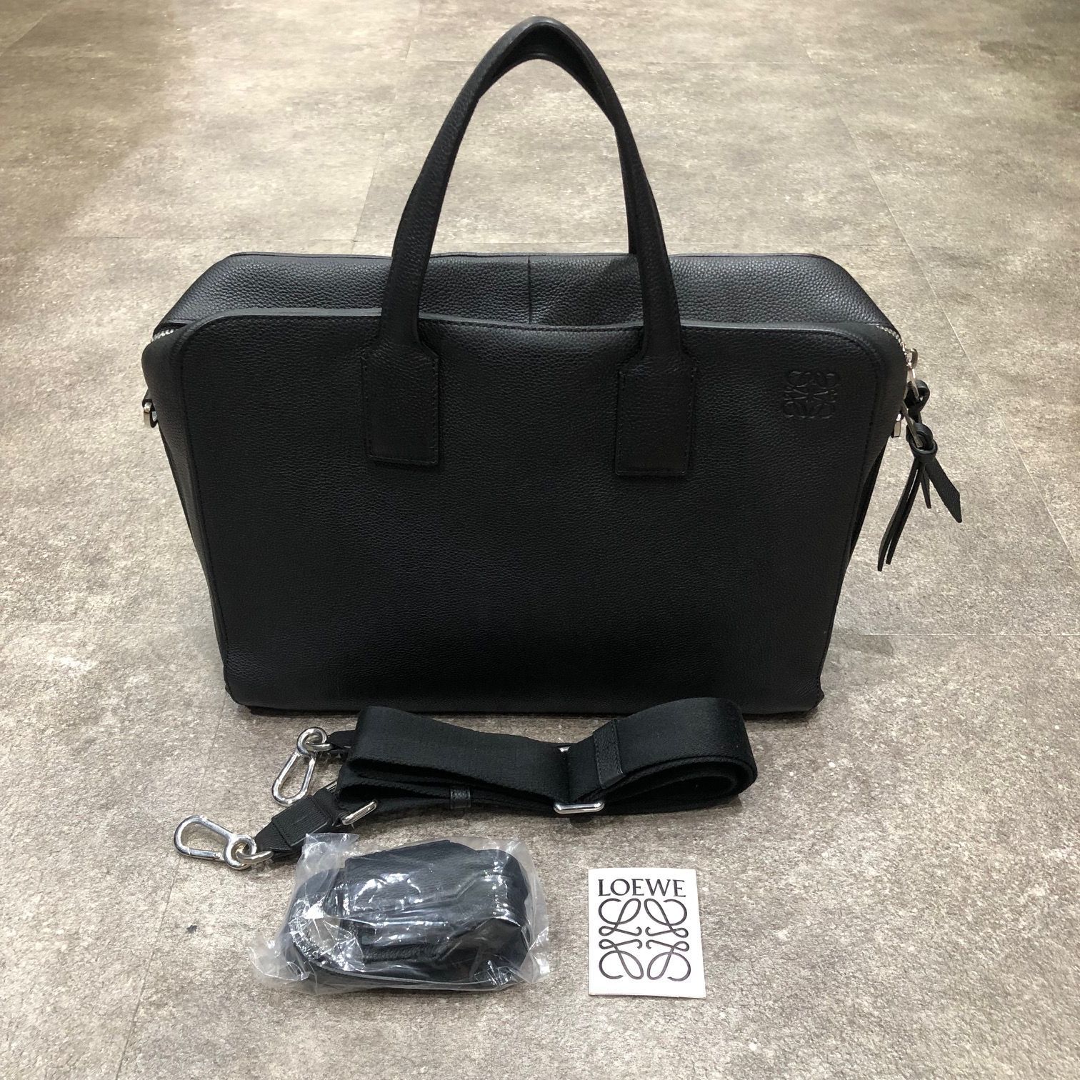 LOEWE（ロエベ ） ゴヤ スリム ブリーフケース バッグ ゴヤ スリム ブリーフケース（ソフトグレインカーフ） ブラック