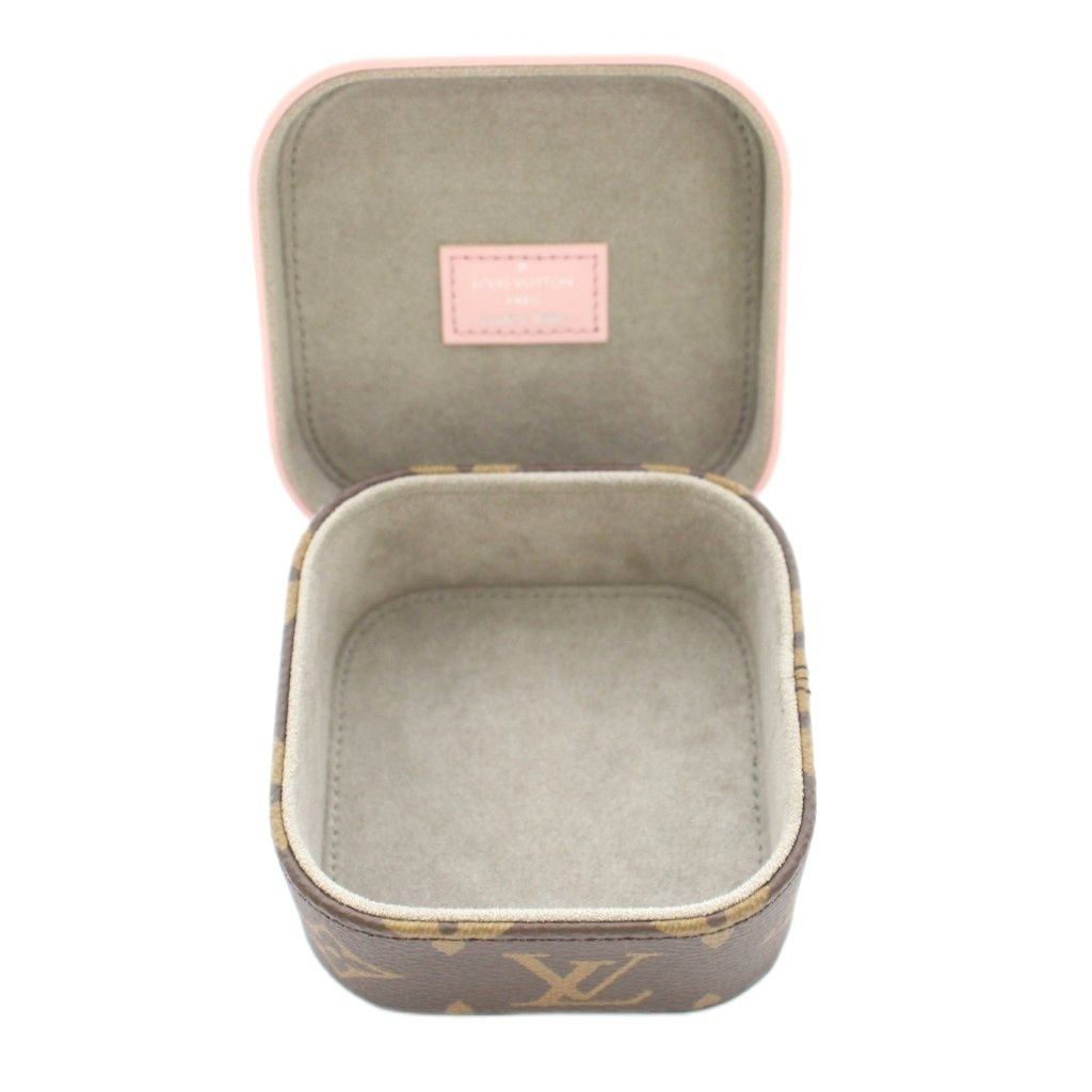 ルイヴィトン LOUIS