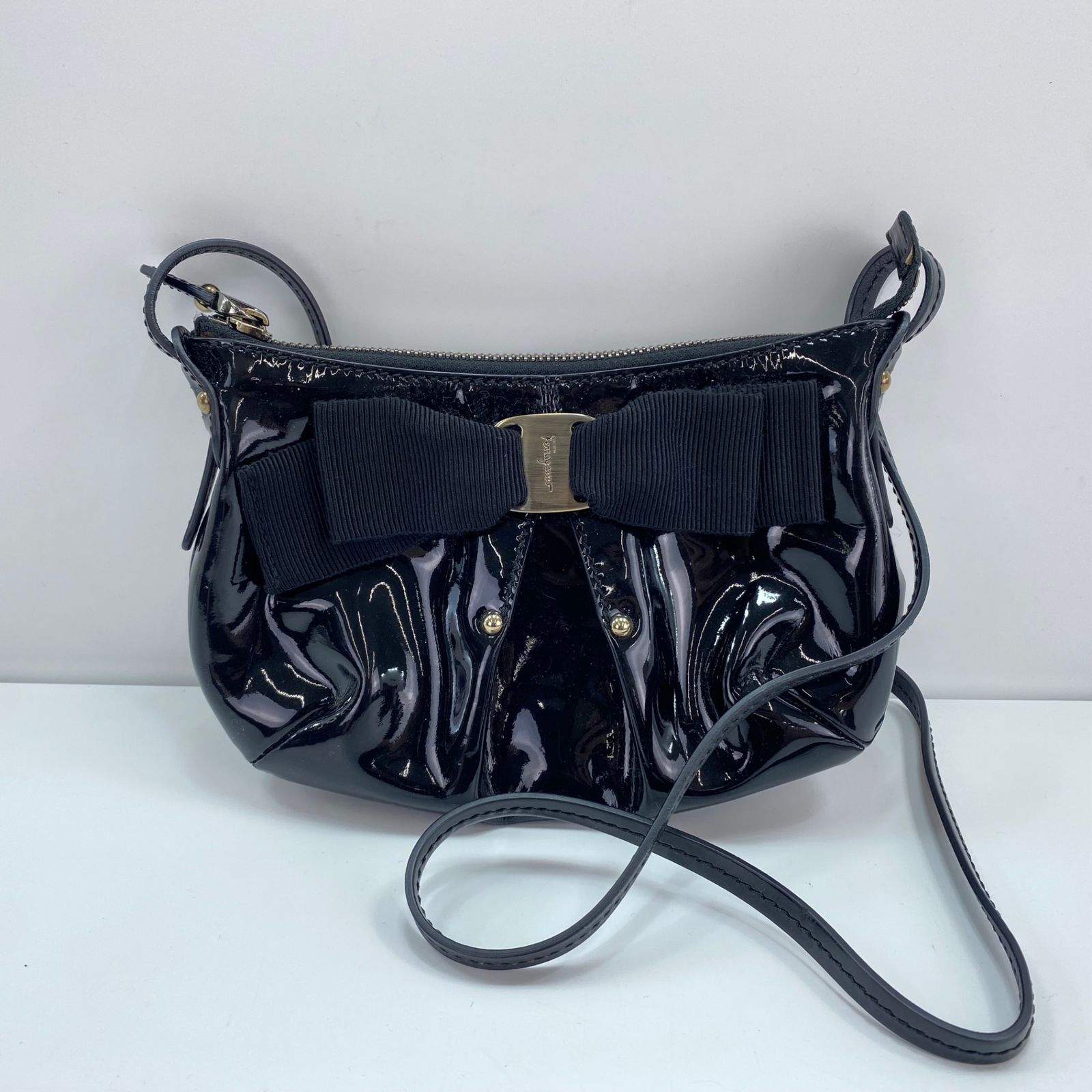Salvatore Ferragamo フェラガモ レディース ショルダーバッグ