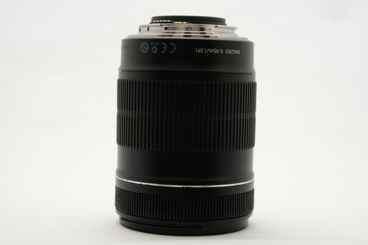 Canon EF-S 18-135mm 　中古美品　送料無料 EFレンズ キヤノン 交換レンズ Canon EF-S 18-135mm F3.5-5.6 IS