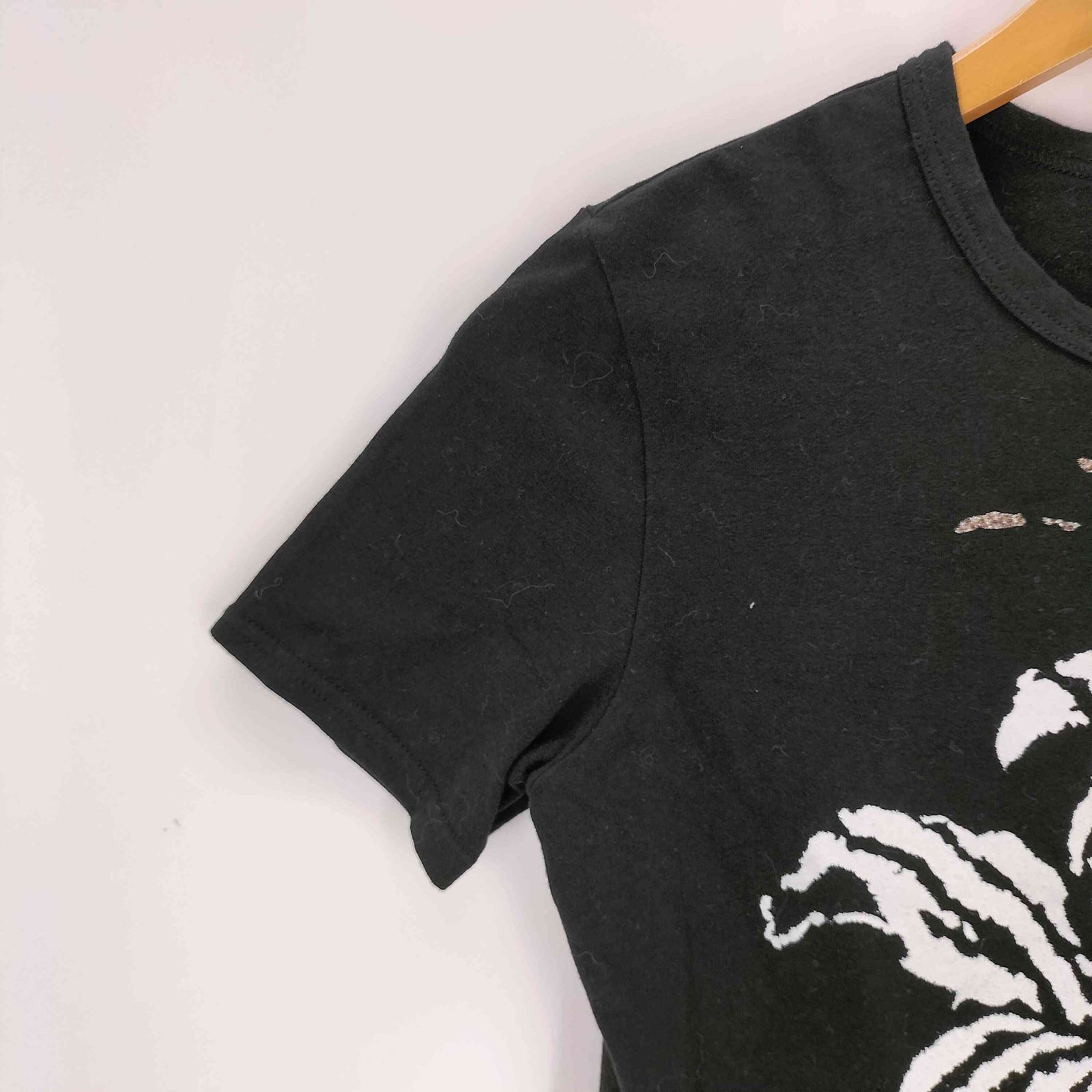 BALMAIN(バルマン) ラメプリントクルーネックTシャツ レディース JPN：38  中古 古着 1222 バルマン BALMAIN ラメプリントクルーネックTシャツ レディース