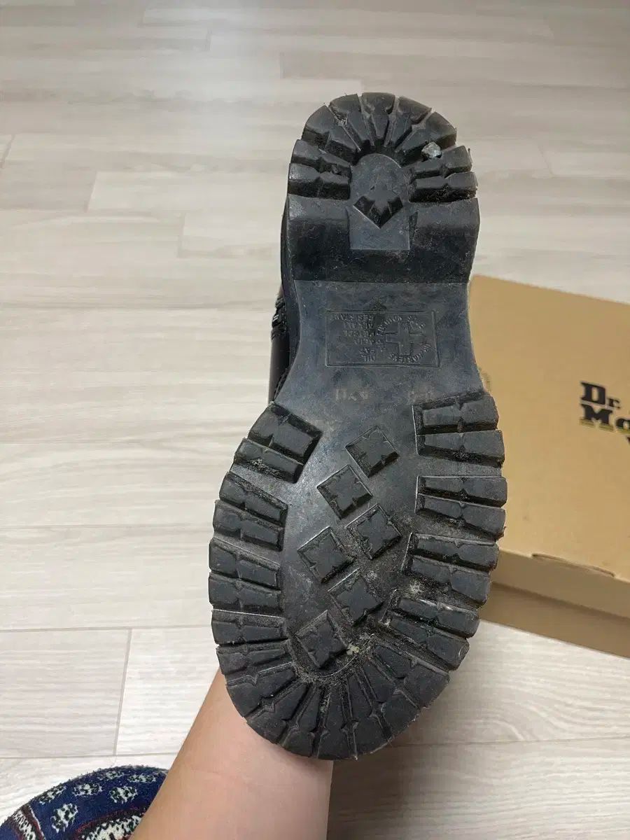 DR. MARTENS ドクターマーチン ジェイデン UK4