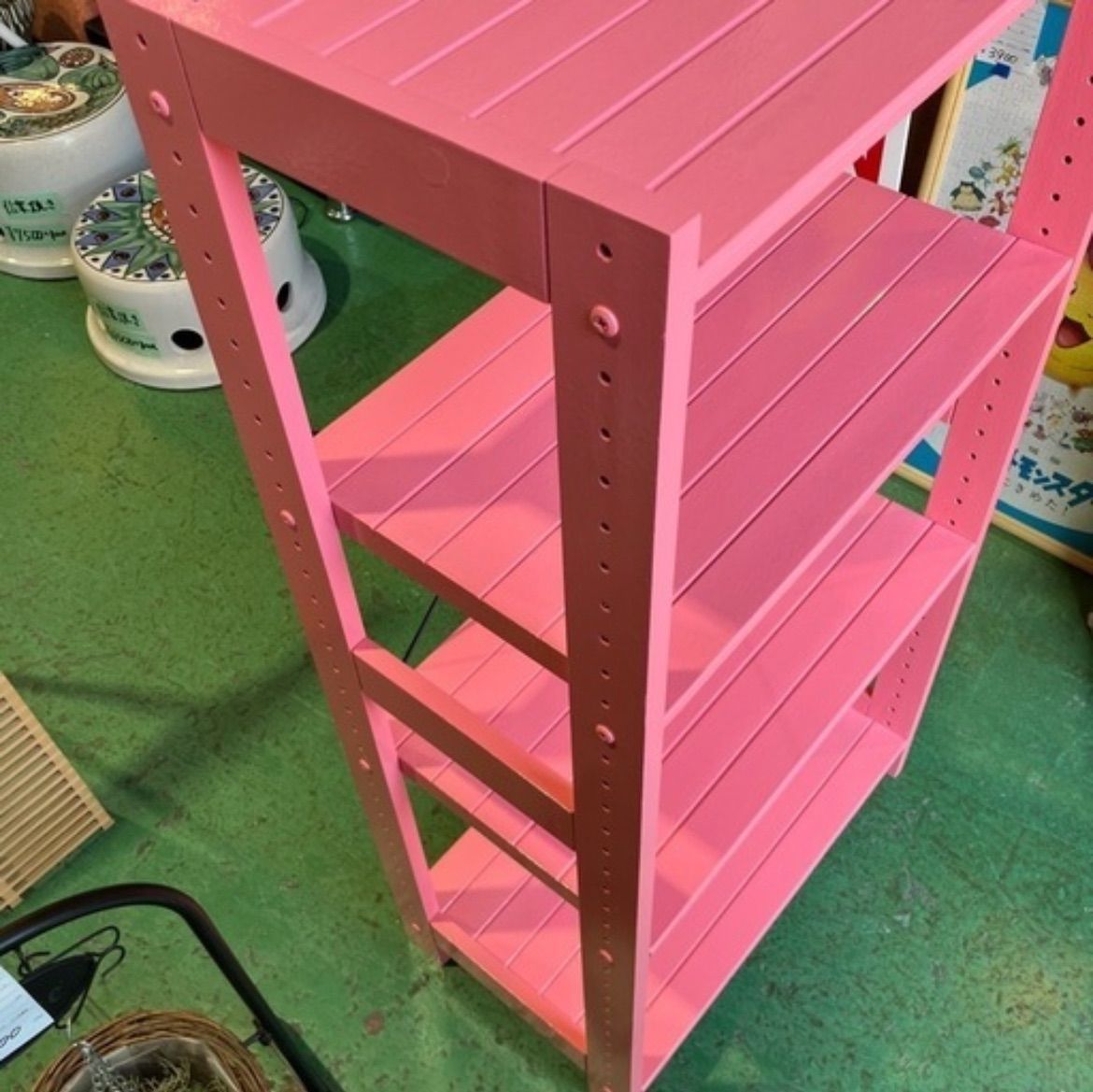 ハンドメイド ピンクの飾り棚 シェルフ 飾り棚 1/12（完成品）