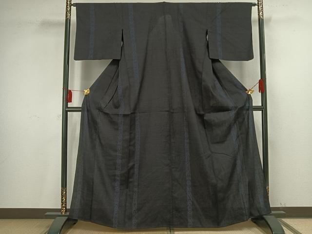 平和屋着物▽結城ちぢみ　単衣　幾何学間道　正絹　逸品　AAAV2828fy 平和屋着物▽結城ちぢみ 単衣 幾何学間道 正絹 逸品 AAAV2828fy - メルカリ
