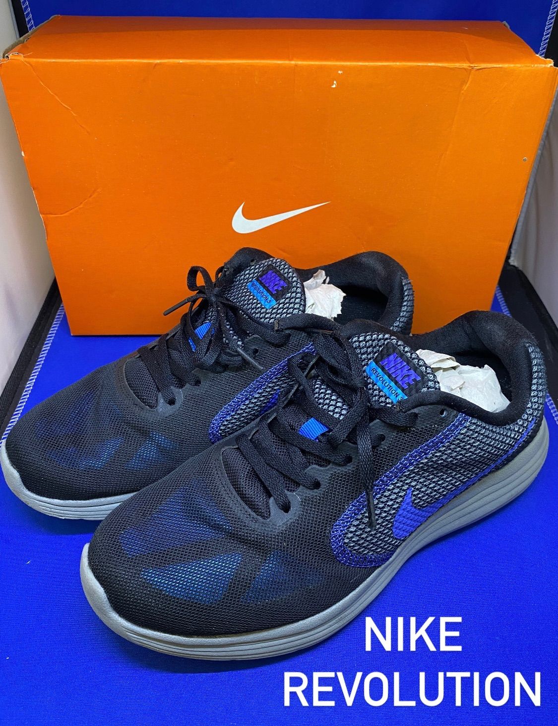 地域限定送料無料‼️NIKEREVOLUTION 3 黒青 26.5 819300 010