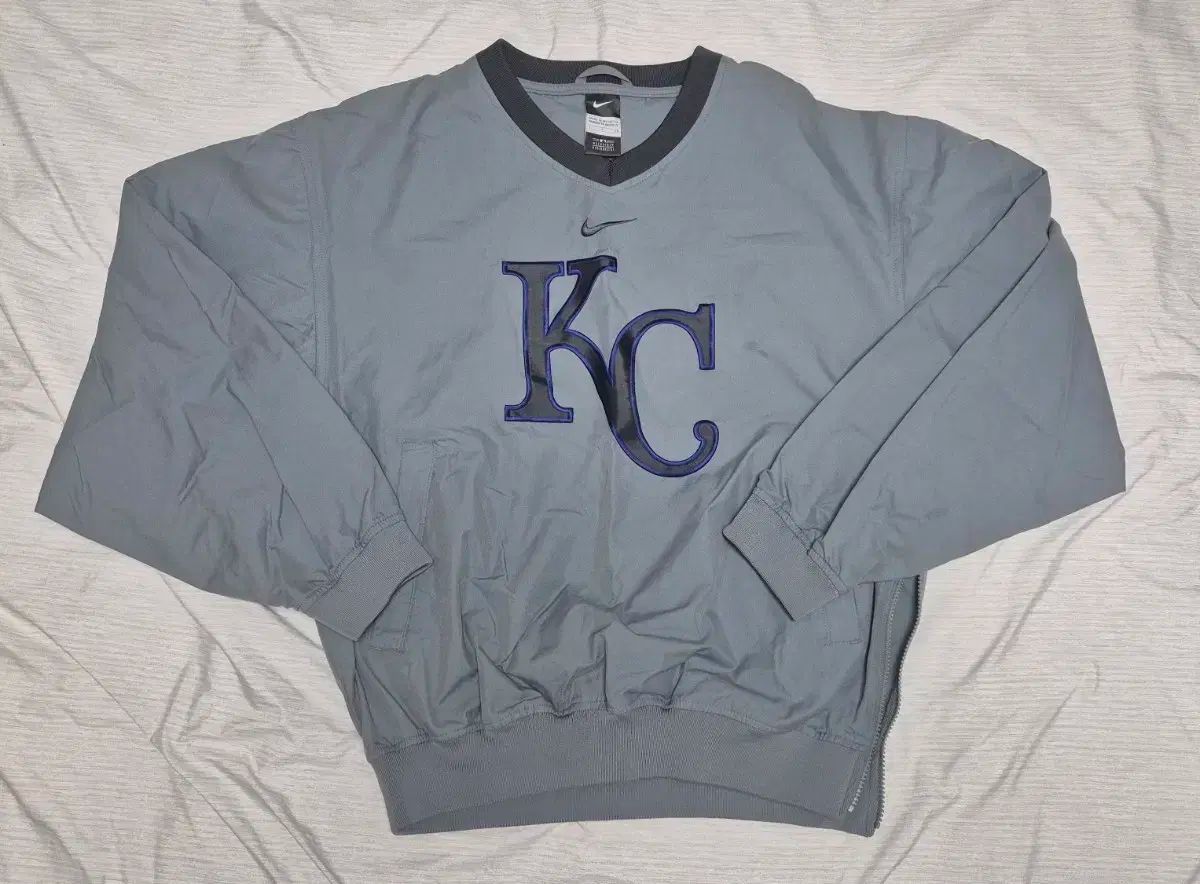 ナイキ NIKE MLB カンザスシティ ロイヤルズ プルオーバー ウィンドブレーカー 野球ジャケット